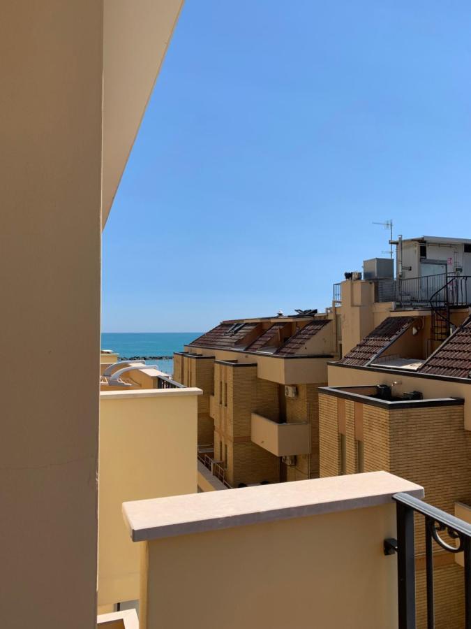 Hotel Bahia San Benedetto del Tronto Exterior photo