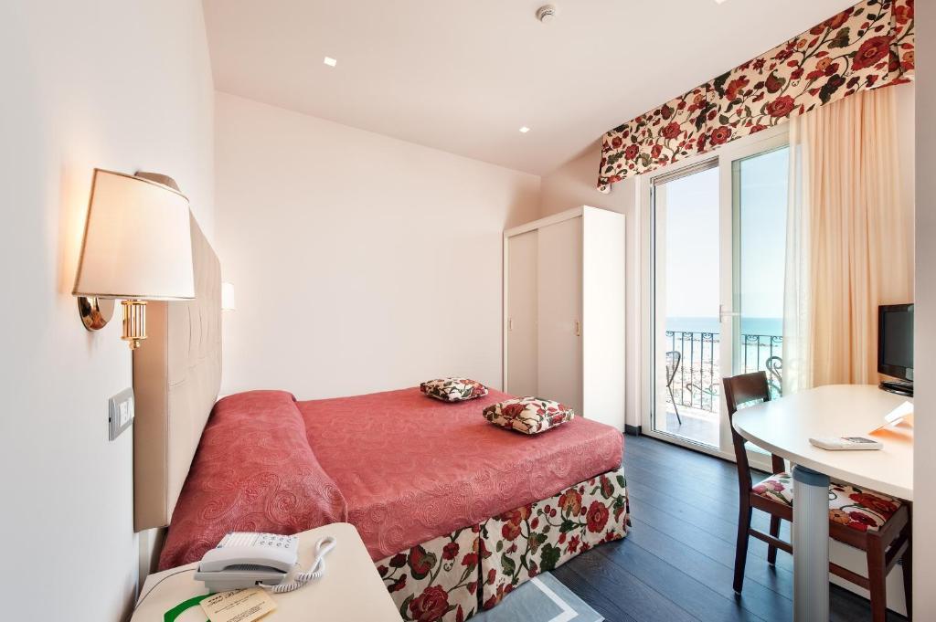 Hotel Bahia San Benedetto del Tronto Room photo