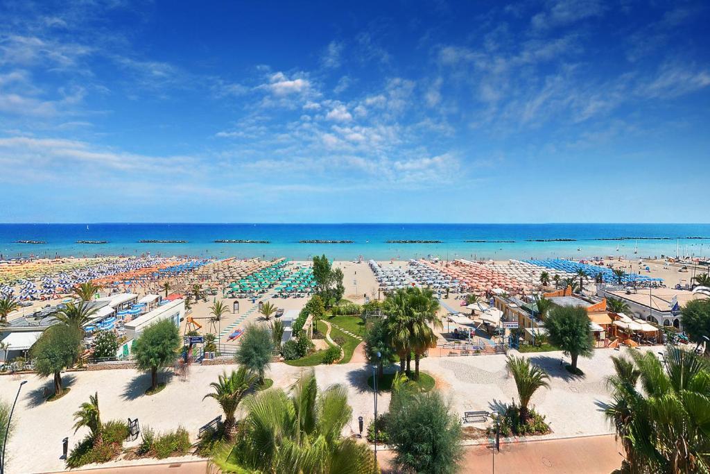 Hotel Bahia San Benedetto del Tronto Exterior photo
